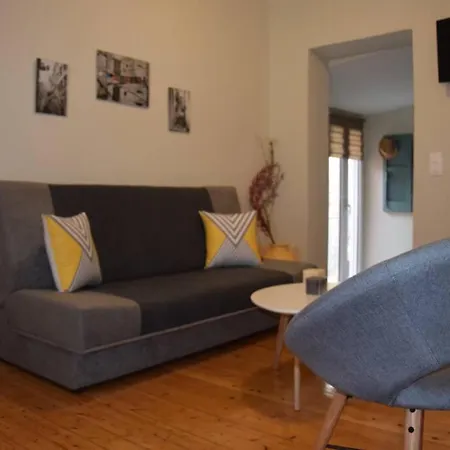 Laundry House Apartment